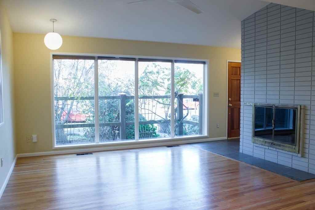 2344 Mcgilvra Blvd E - Photo 5 of 13
