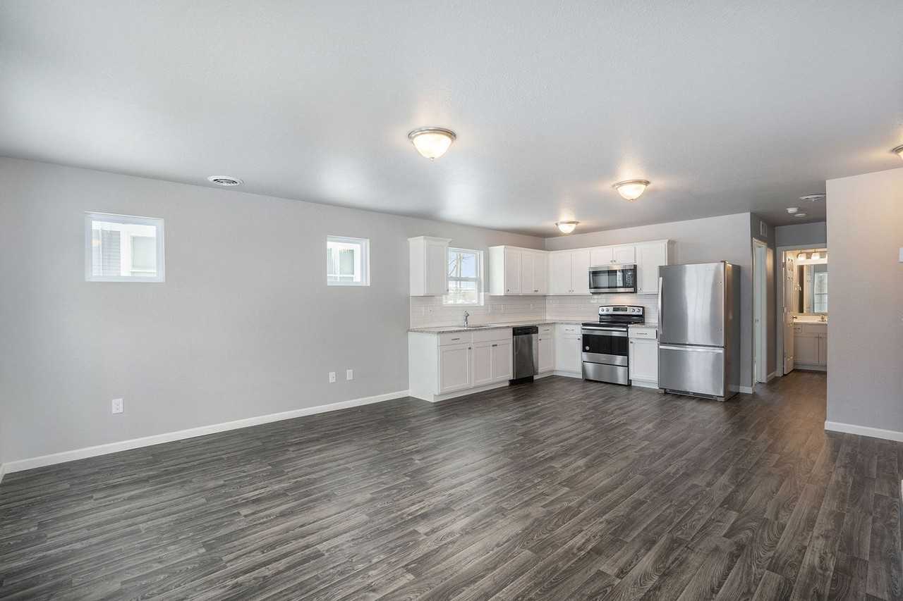 218 Westmoreland Ave - Photo 5 of 19