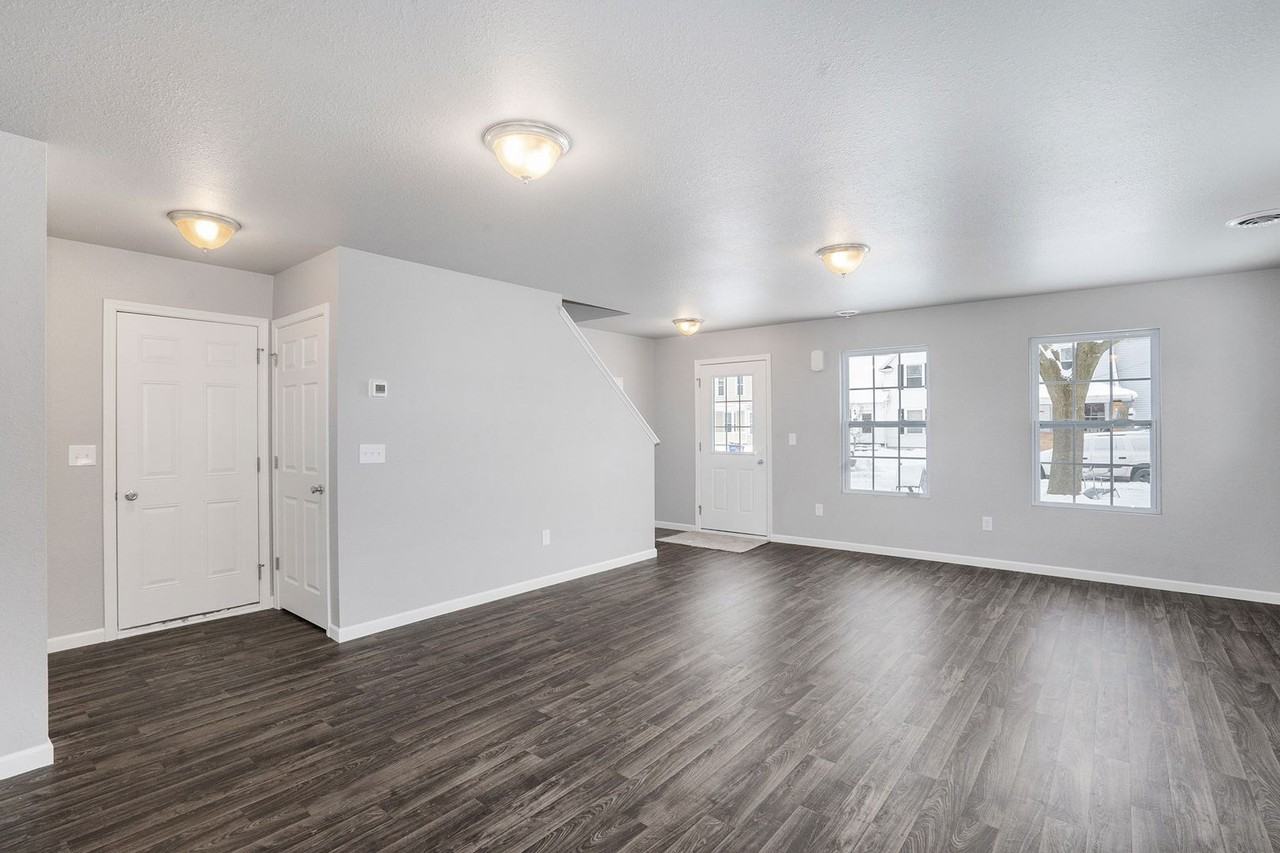 218 Westmoreland Ave - Photo 6 of 19