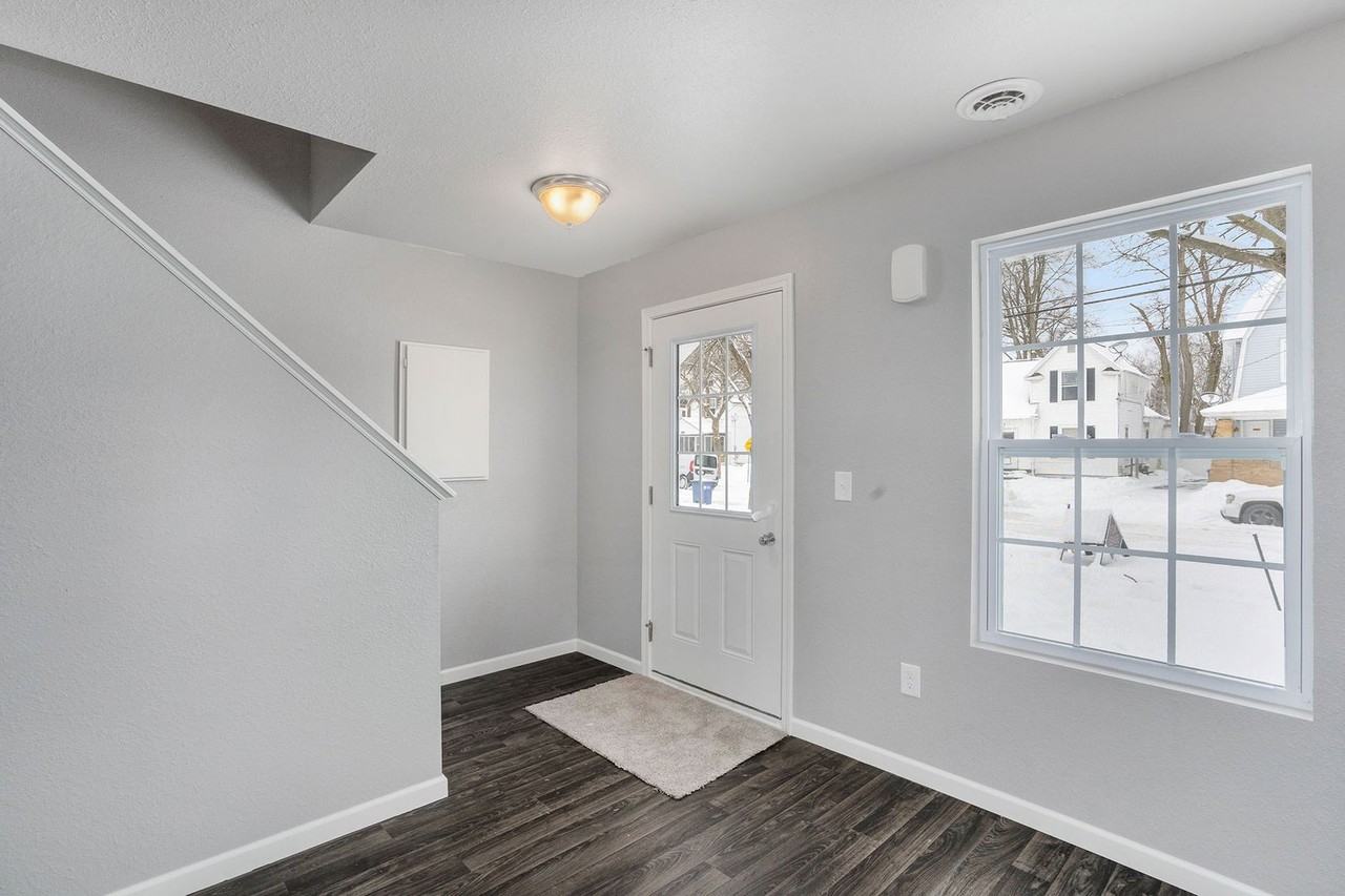 218 Westmoreland Ave - Photo 7 of 19