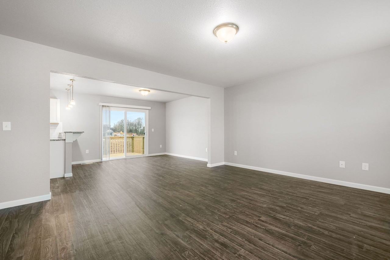 218 Primrose Ln - Photo 7 of 28