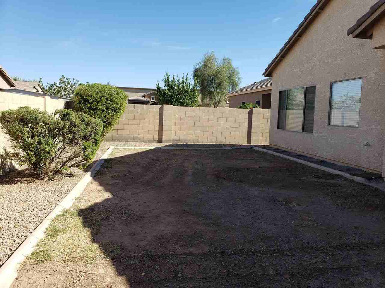 44714 W Alamendras St - Photo 4 of 27