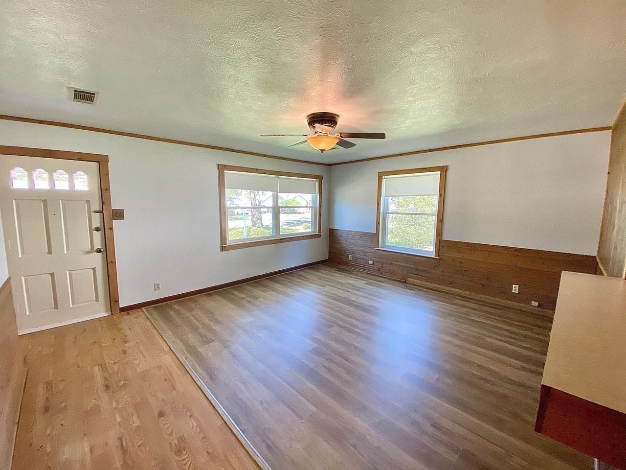 2003 Gary Ave - Photo 2 of 15