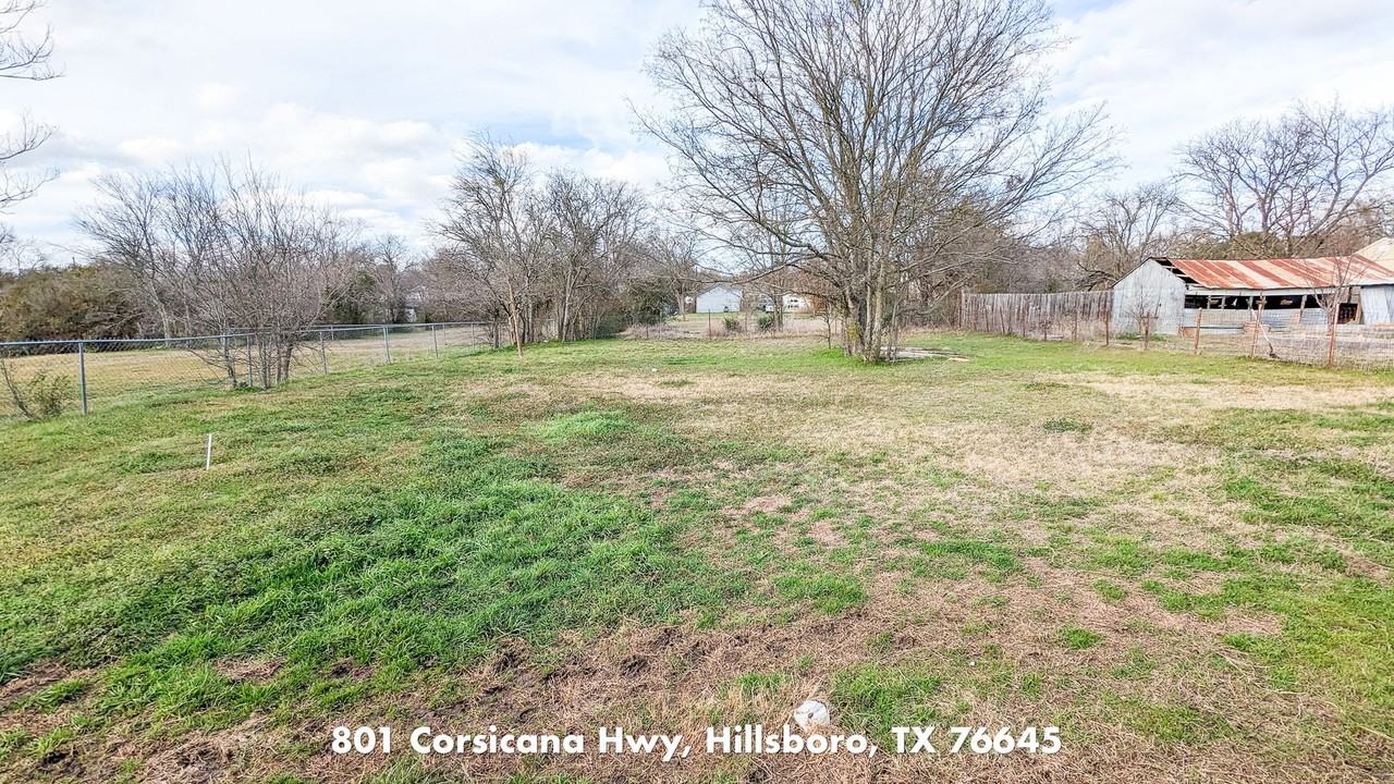 801 Corsicana Hwy - Photo 2 of 18