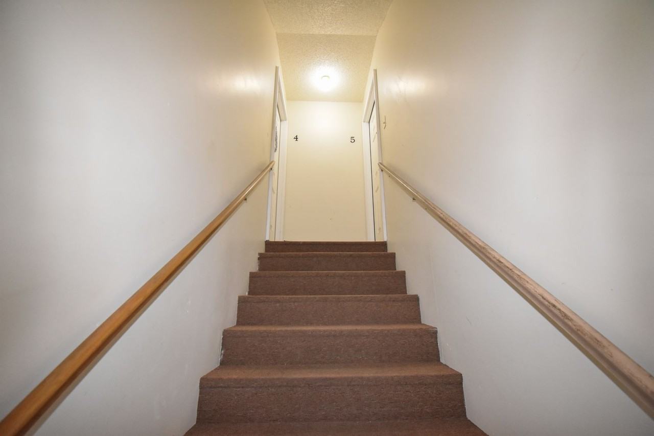 310 S Lincoln Ave #5 - Photo 3 of 27