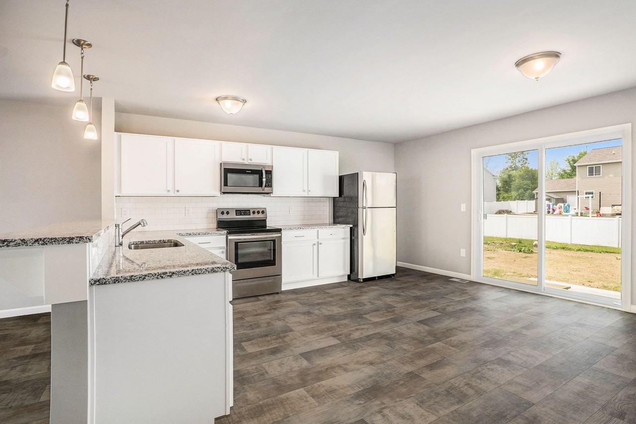 6219 Clubhouse Way - Photo 2 of 23