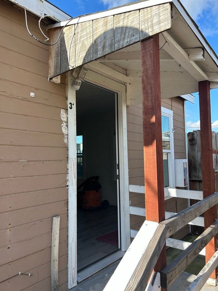 33 Washington St - Photo 2 of 16