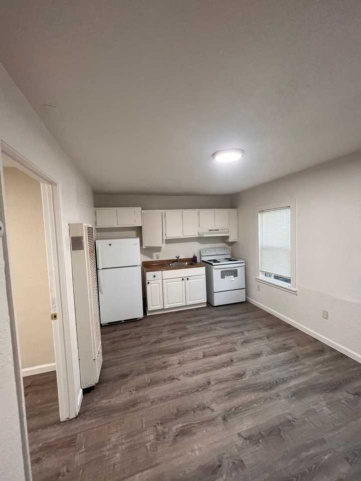 33 Washington St - Photo 5 of 16