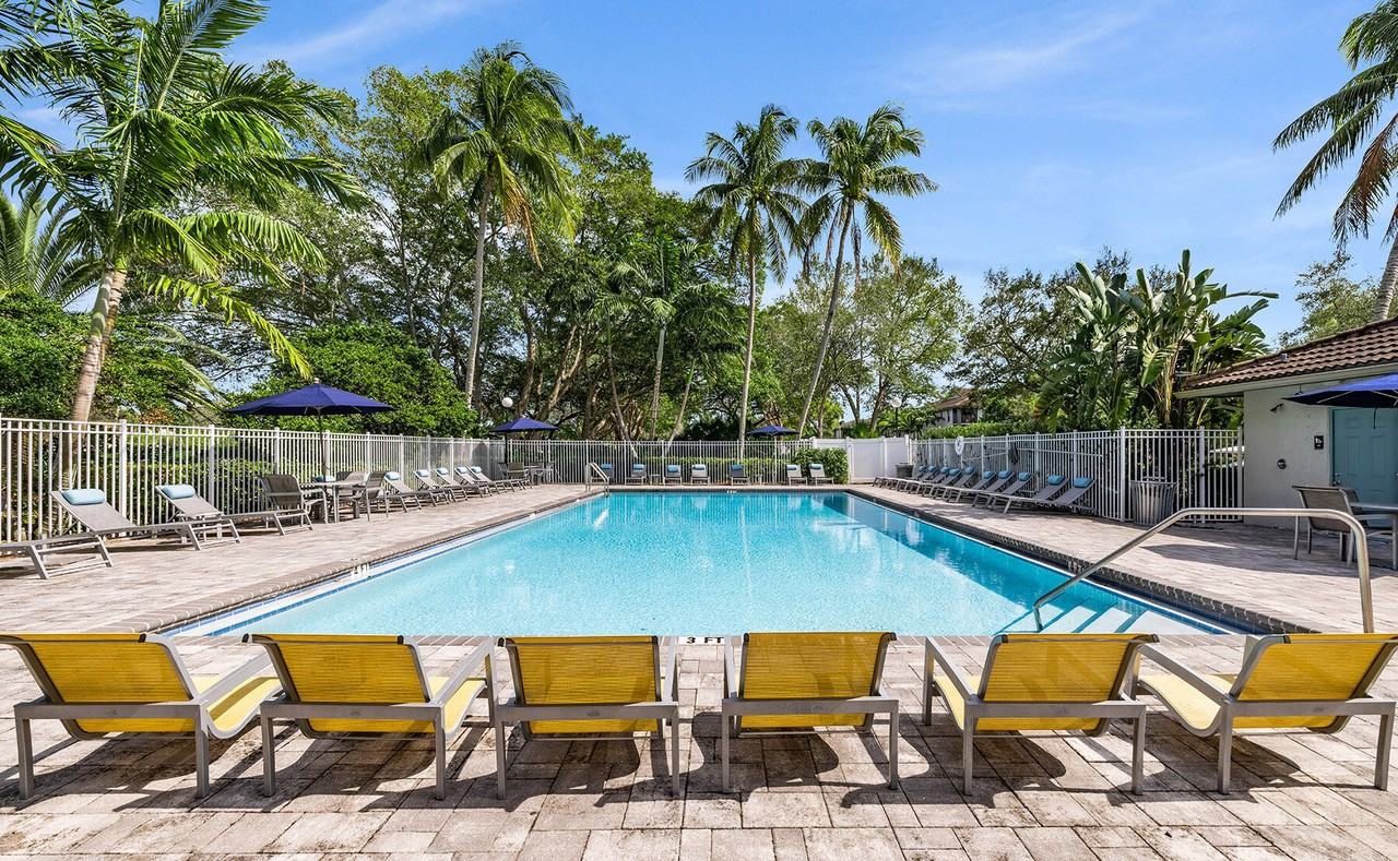 Boynton Place Apartments - Photo 6 of 34