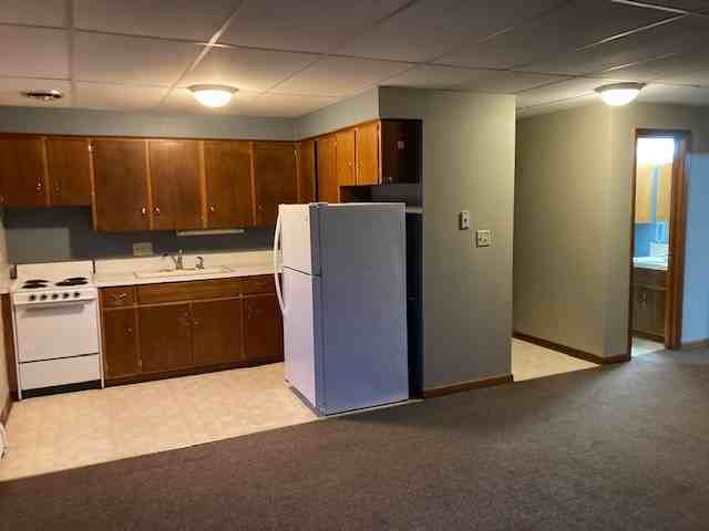 303 Northeast 1st Street - Photo 4 of 9