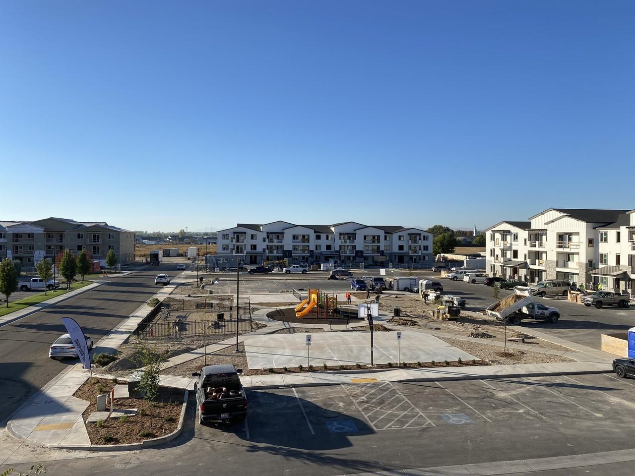 Stone Creek Apartments - Photo 4 of 50