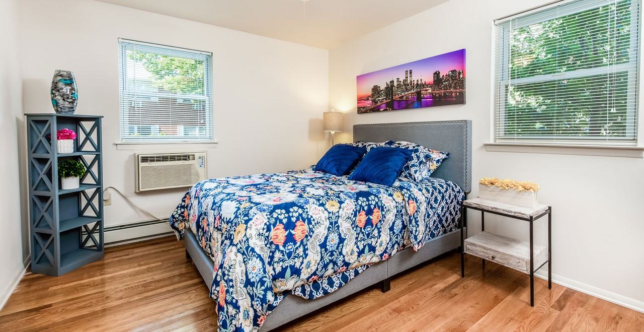 Meadowview - Photo 4 of 7