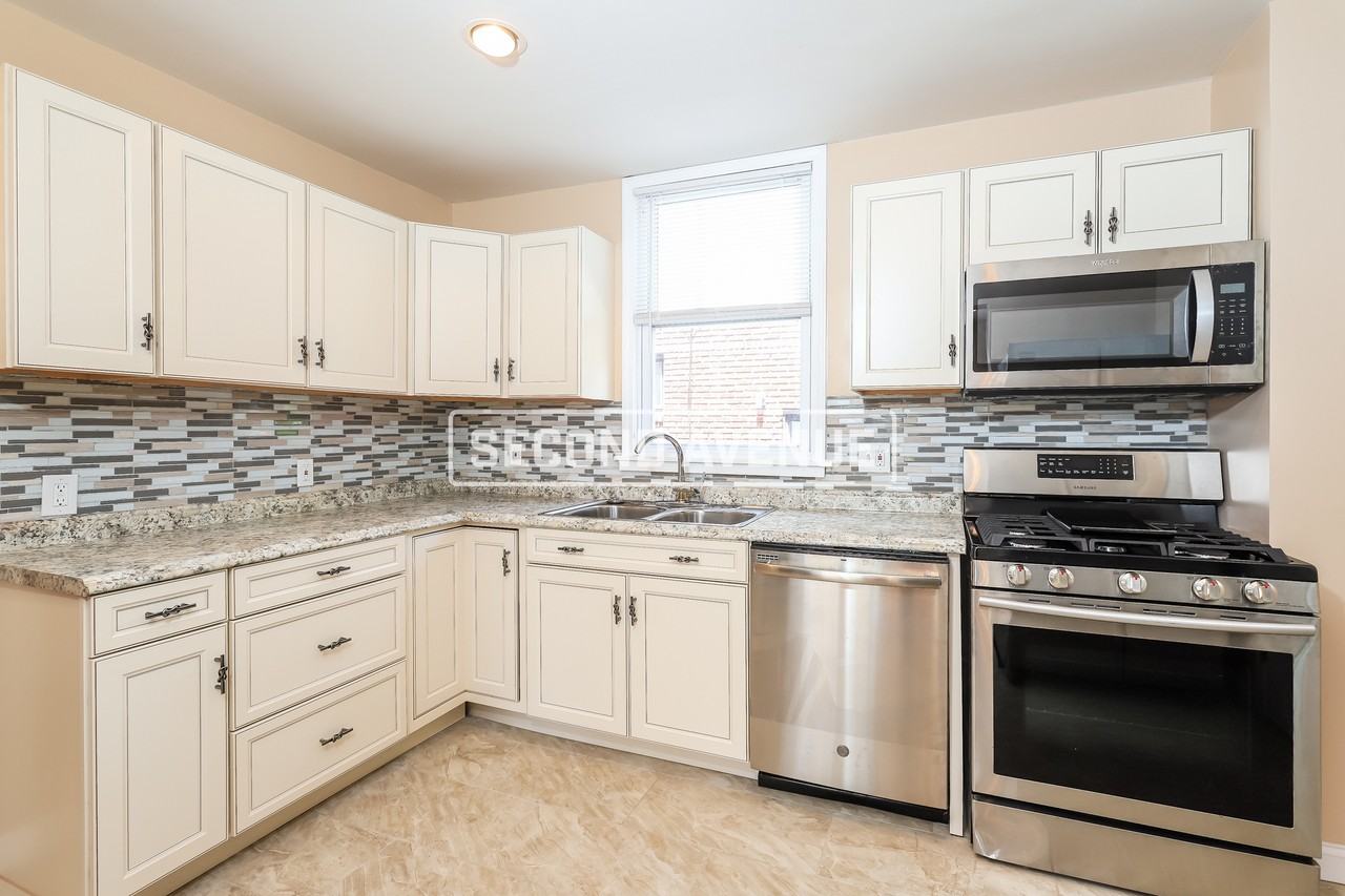 402 3rd St - Photo 2 of 13