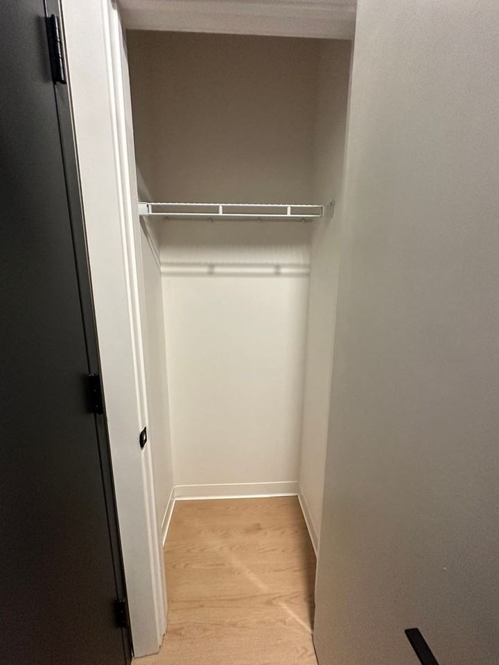 Brand New Luxury Apartment Complex in proximity to Buffalo General! - Photo 5 of 34