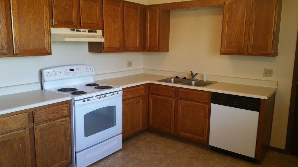 3220 1/2 Chipeta Ct - Photo 3 of 4