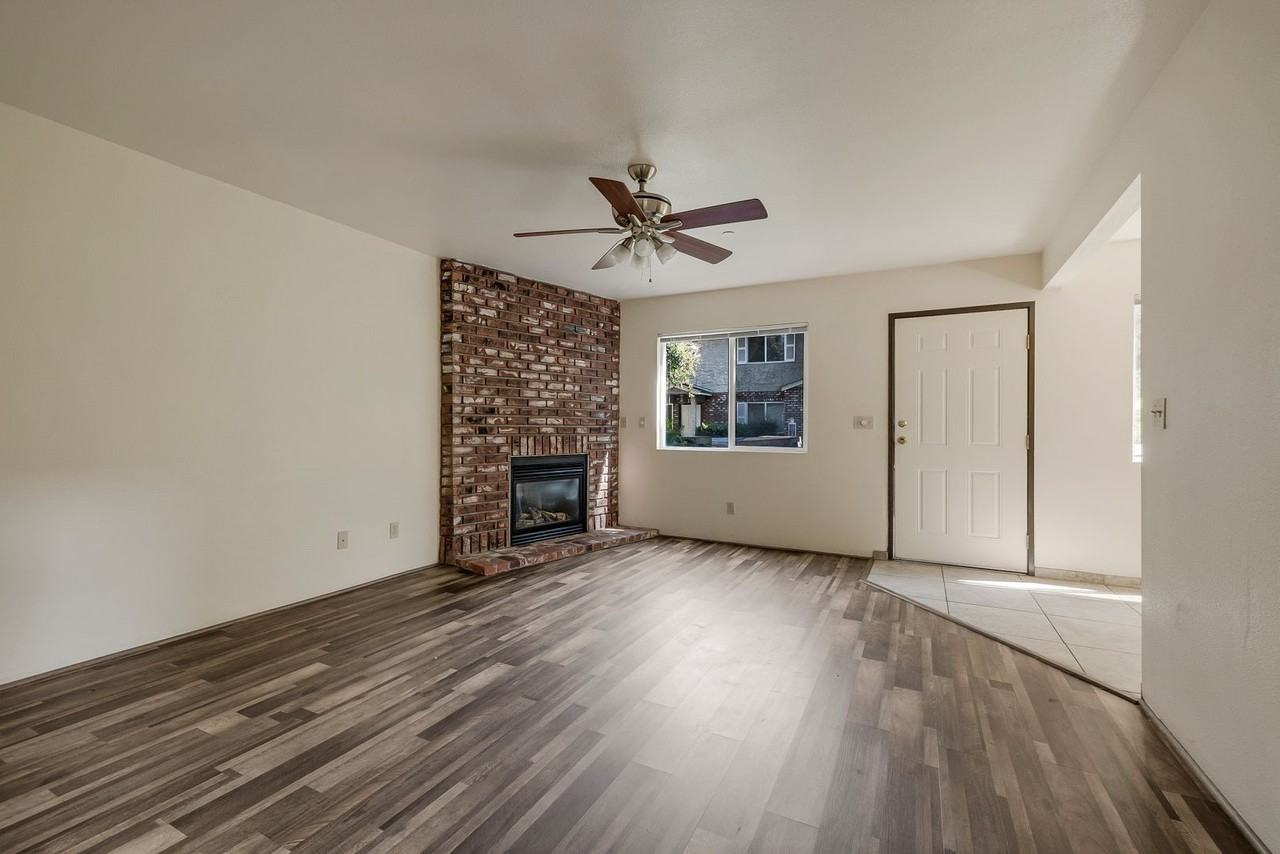 The Four Seasons - Photo 4 of 30