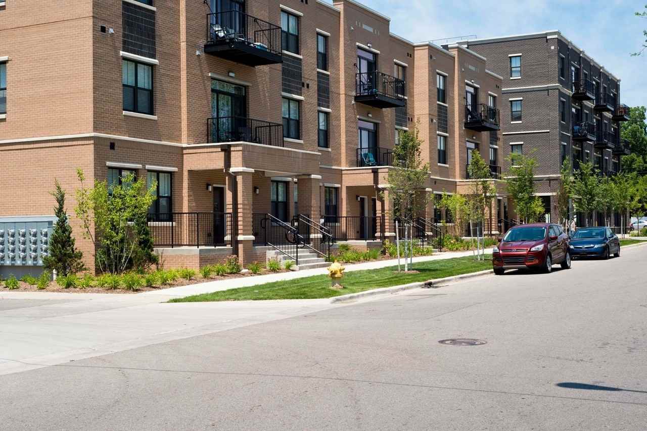 Fulton Square - Photo 2 of 4