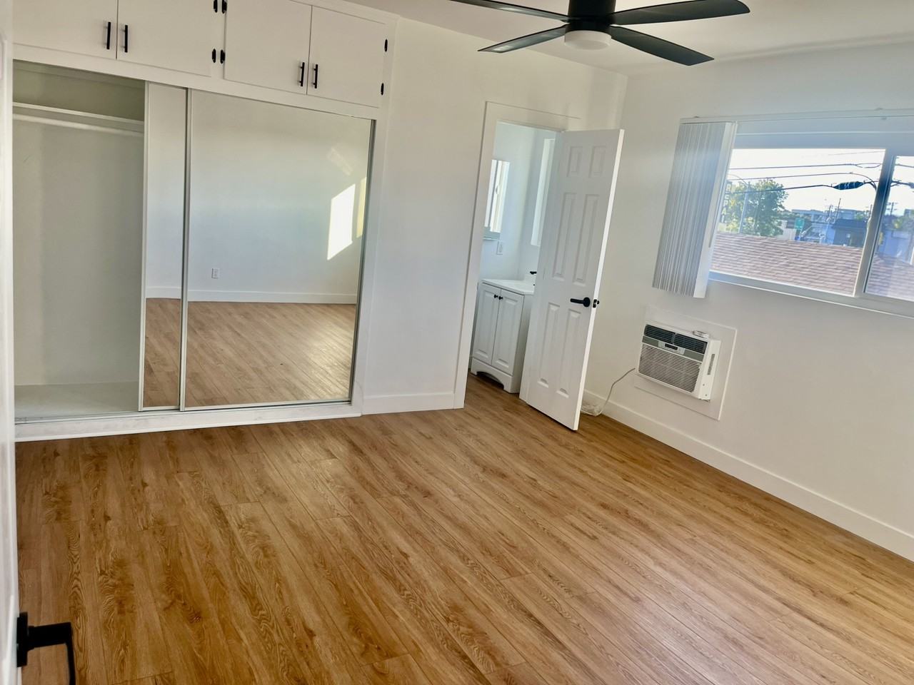 3824 Keystone Ave #2 - Photo 7 of 13