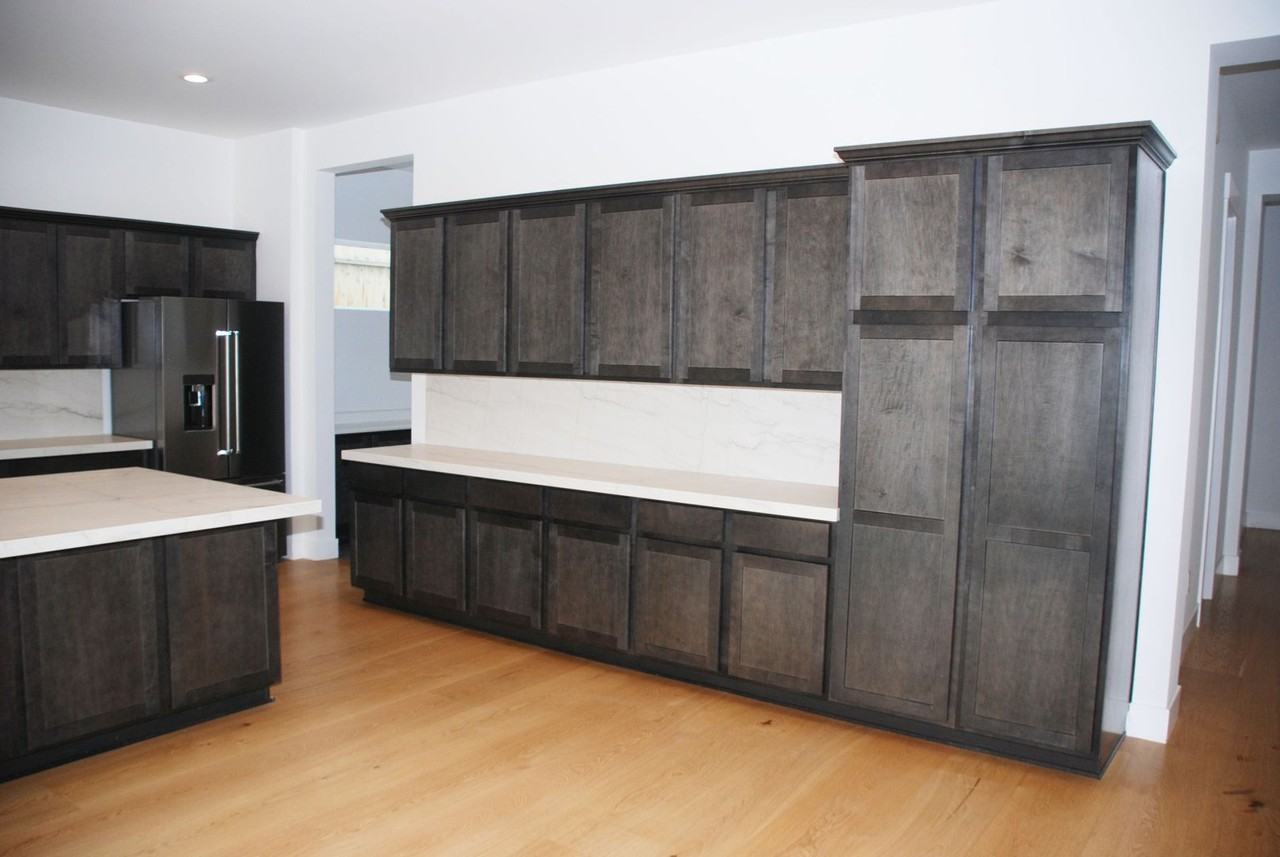 15046 Iron River Dr - Photo 4 of 39