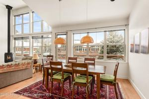 featured image of 546 Evans Ct