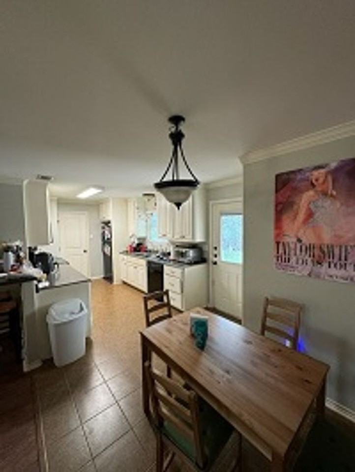 4715 Pearl St - Photo 3 of 4