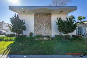 featured image of 9842 Ramona St