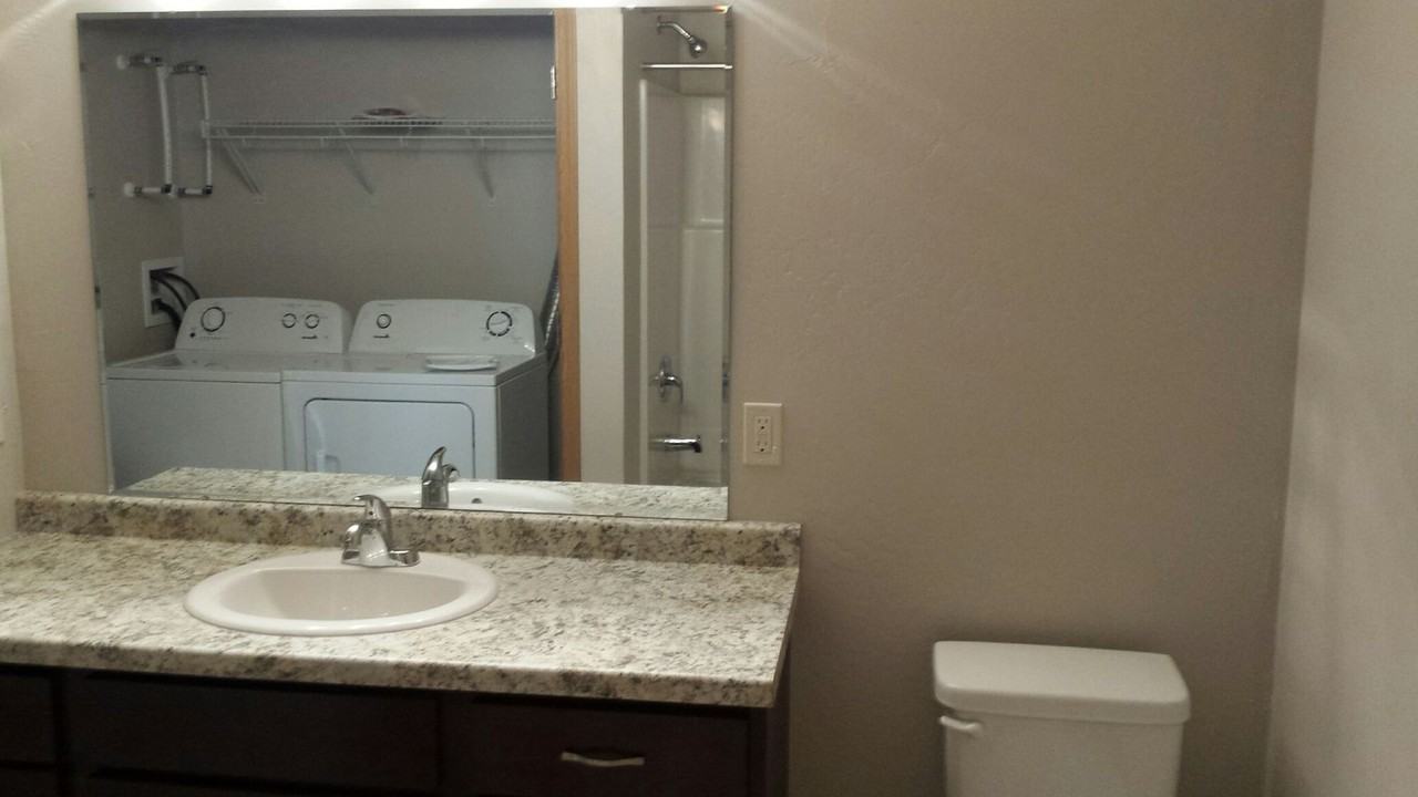 4312-4326 N Lightning Dr - Photo 4 of 4