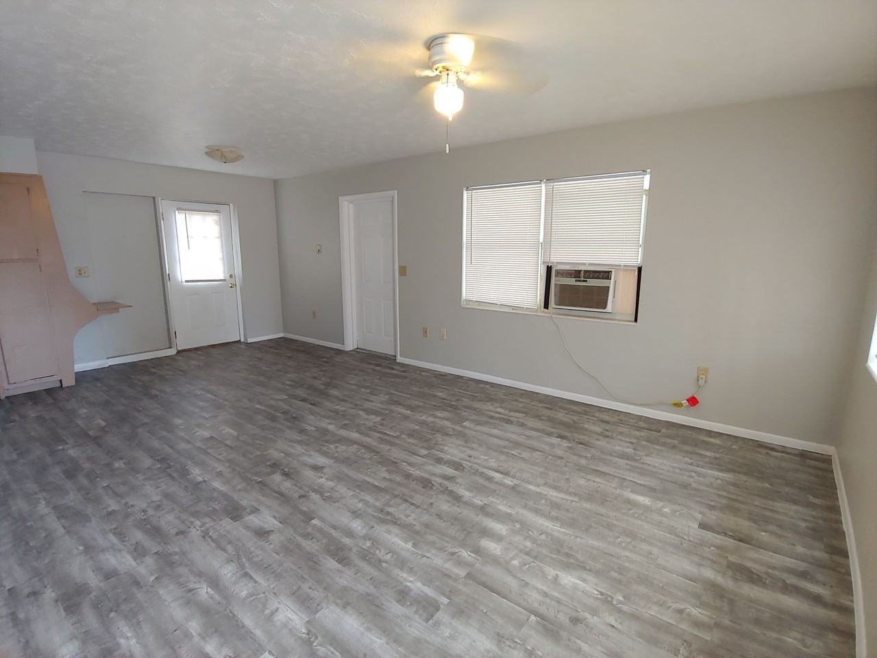 2907 4th St E - Photo 2 of 10