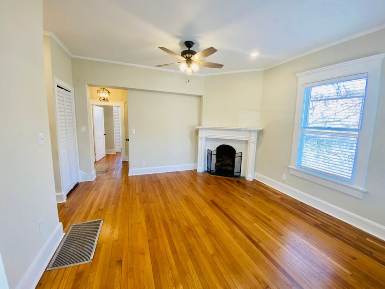 688 Linwood Avenue - Photo 3 of 20
