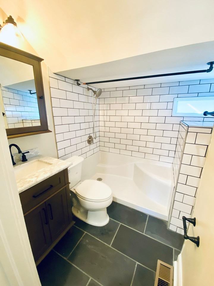 688 Linwood Avenue - Photo 4 of 20