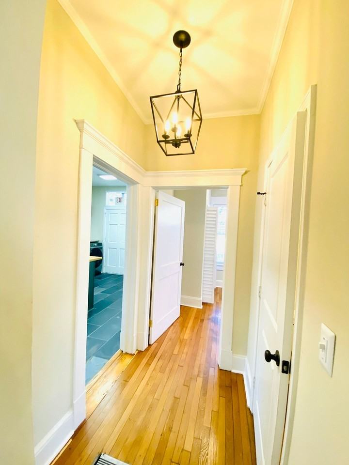 688 Linwood Avenue - Photo 5 of 20