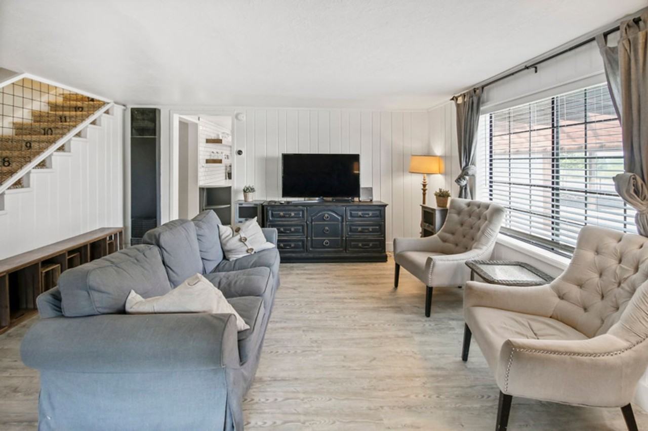 200 Garfield St - Photo 6 of 44