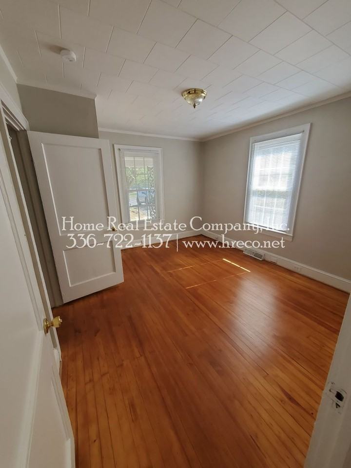 343 Alspaugh Dr - Photo 5 of 9