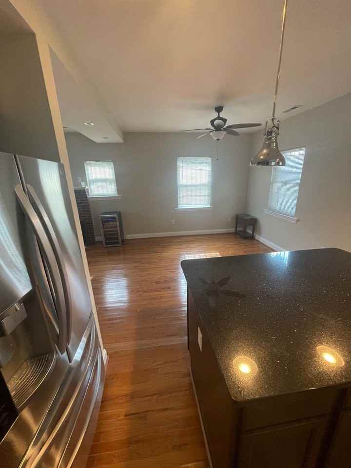 5032 E Capitol St Ne - Photo 5 of 35