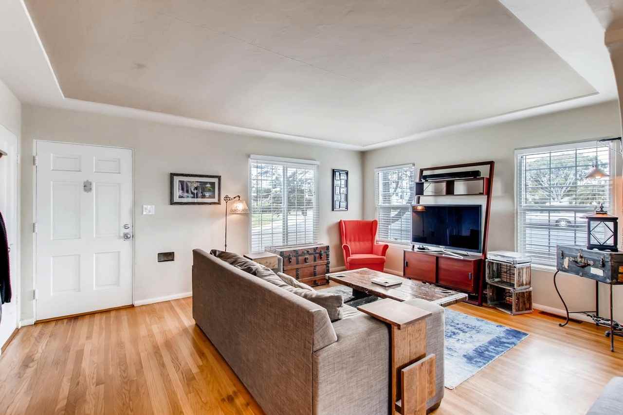 2043 Felton St - Photo 5 of 15