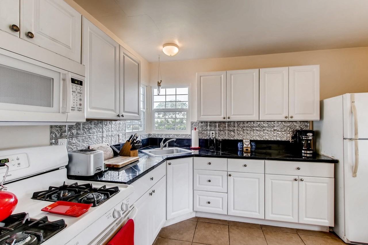 2043 Felton St - Photo 7 of 15