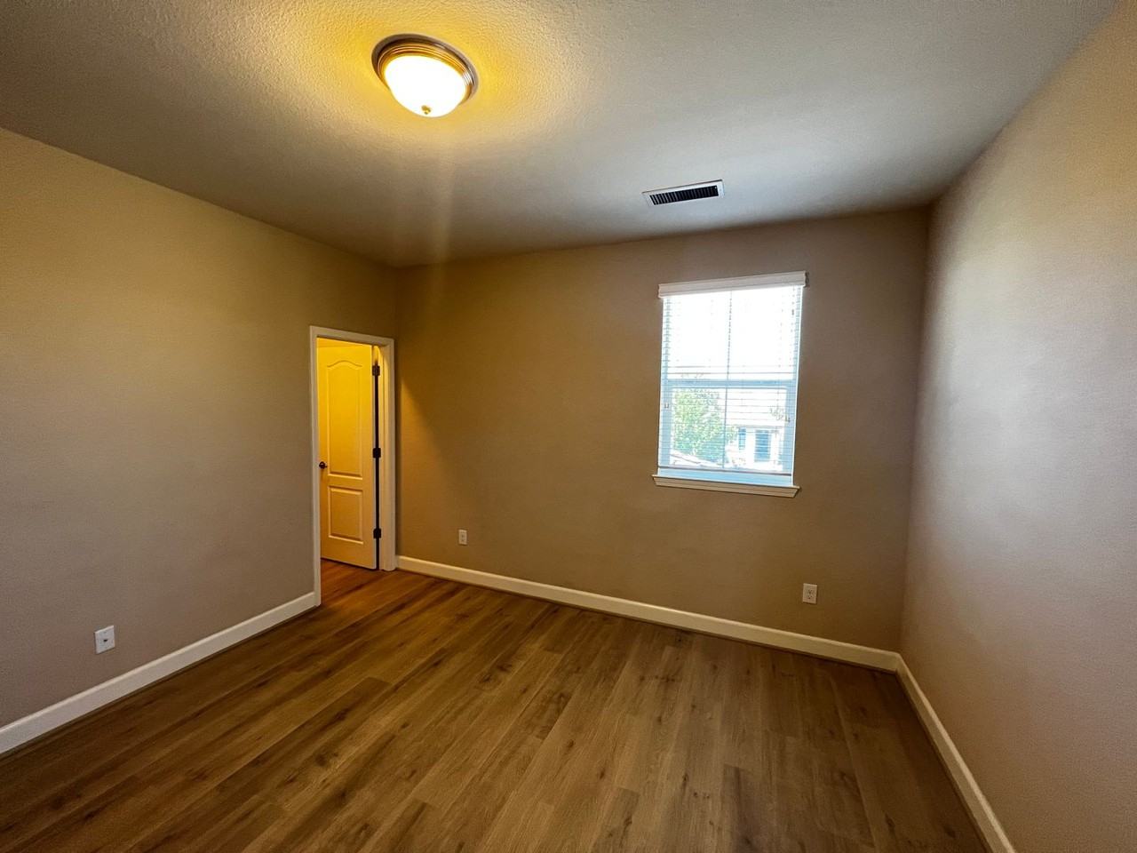 Fledge Creek Drive 1890 - Photo 2 of 22