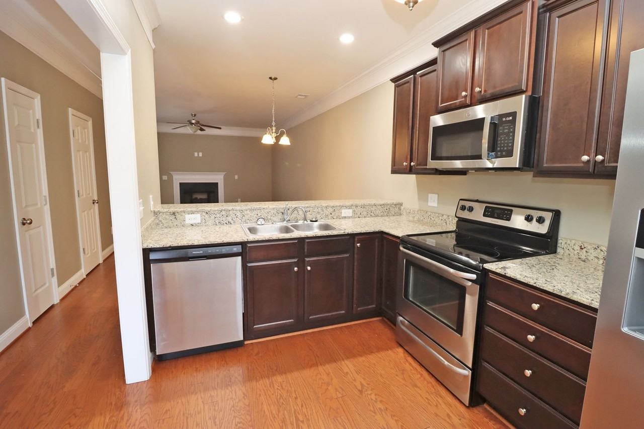 861 Forest Park Rd - Photo 4 of 14