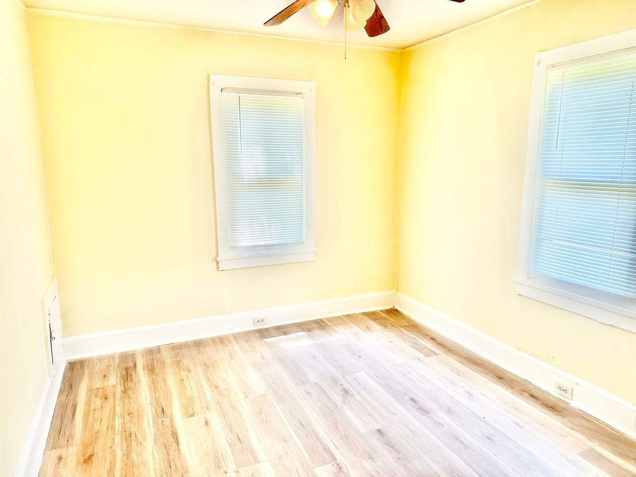 260 Lucky Ln - Photo 7 of 8