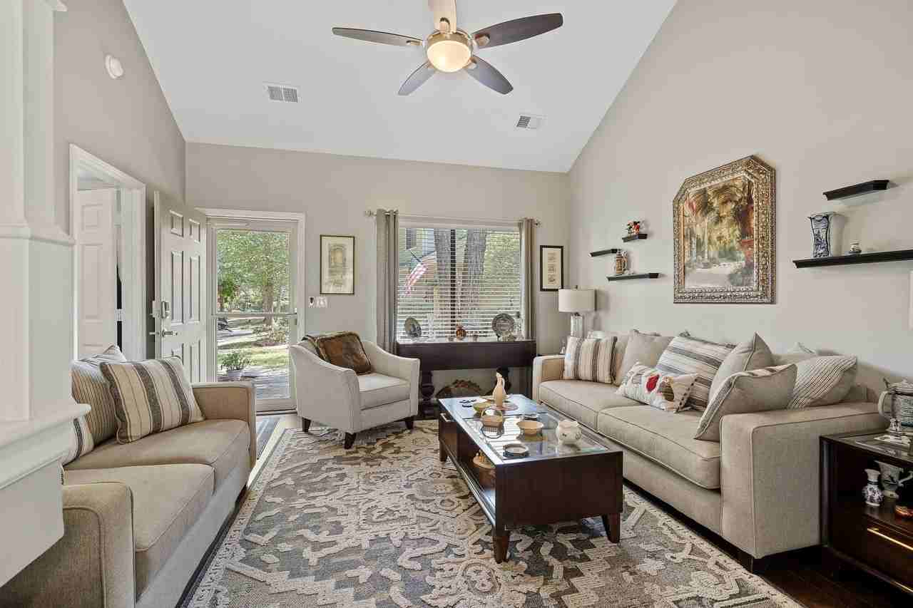 4115 N Course Dr - Photo 3 of 28