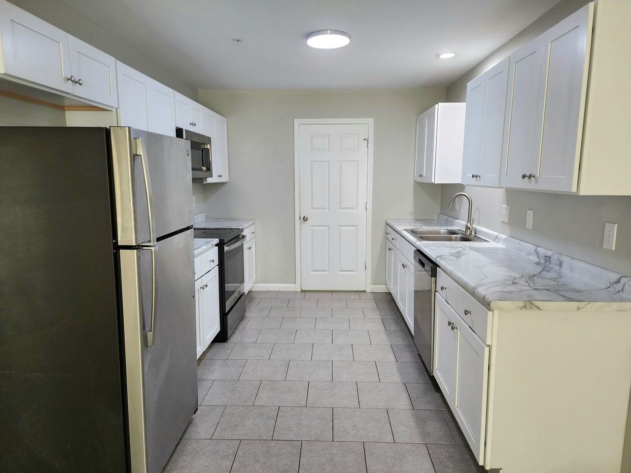 13222 Wisconsin St #103 - Photo 4 of 21