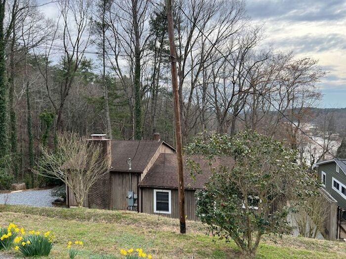 4542 Cobb Ave - Photo 2 of 29