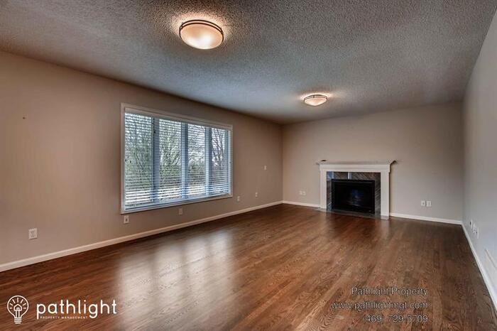 11436 Rosemill Ct - Photo 2 of 17