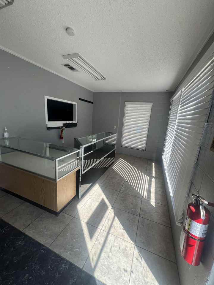 11742 Lake Charles Hwy #1 - Photo 3 of 10