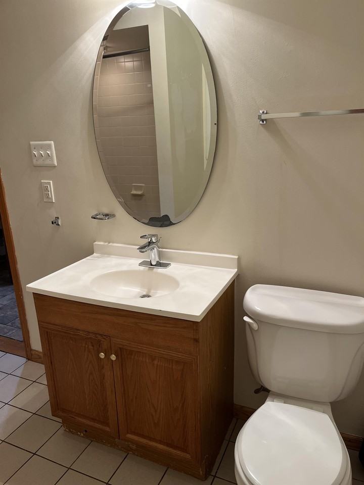 1227 S State St #1 - Photo 3 of 10