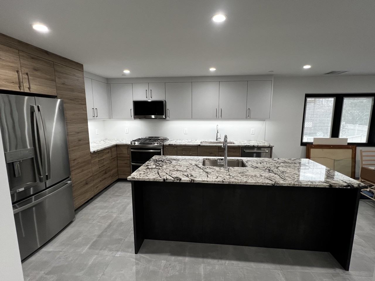 3505 Clarks Ln #D2 - Photo 4 of 23