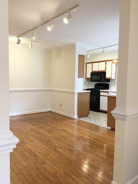 434 Summerwalk Cir #434 - Photo 5 of 22