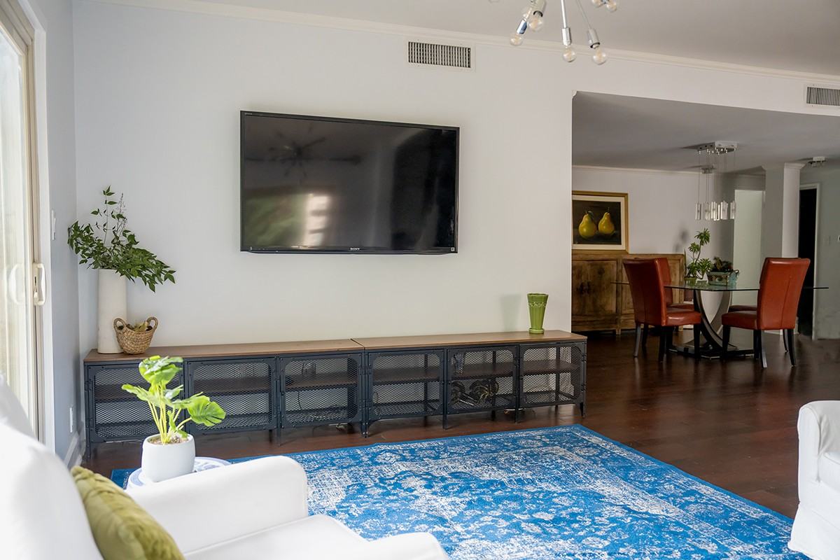 1265 S Orange Grove Blvd #3 - Photo 3 of 32