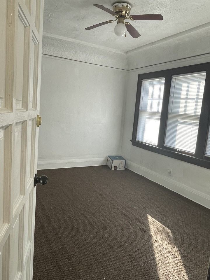 3738 N 39th St - Photo 3 of 7