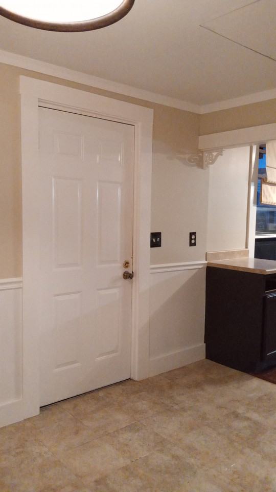 243 Locust St #NA - Photo 5 of 16